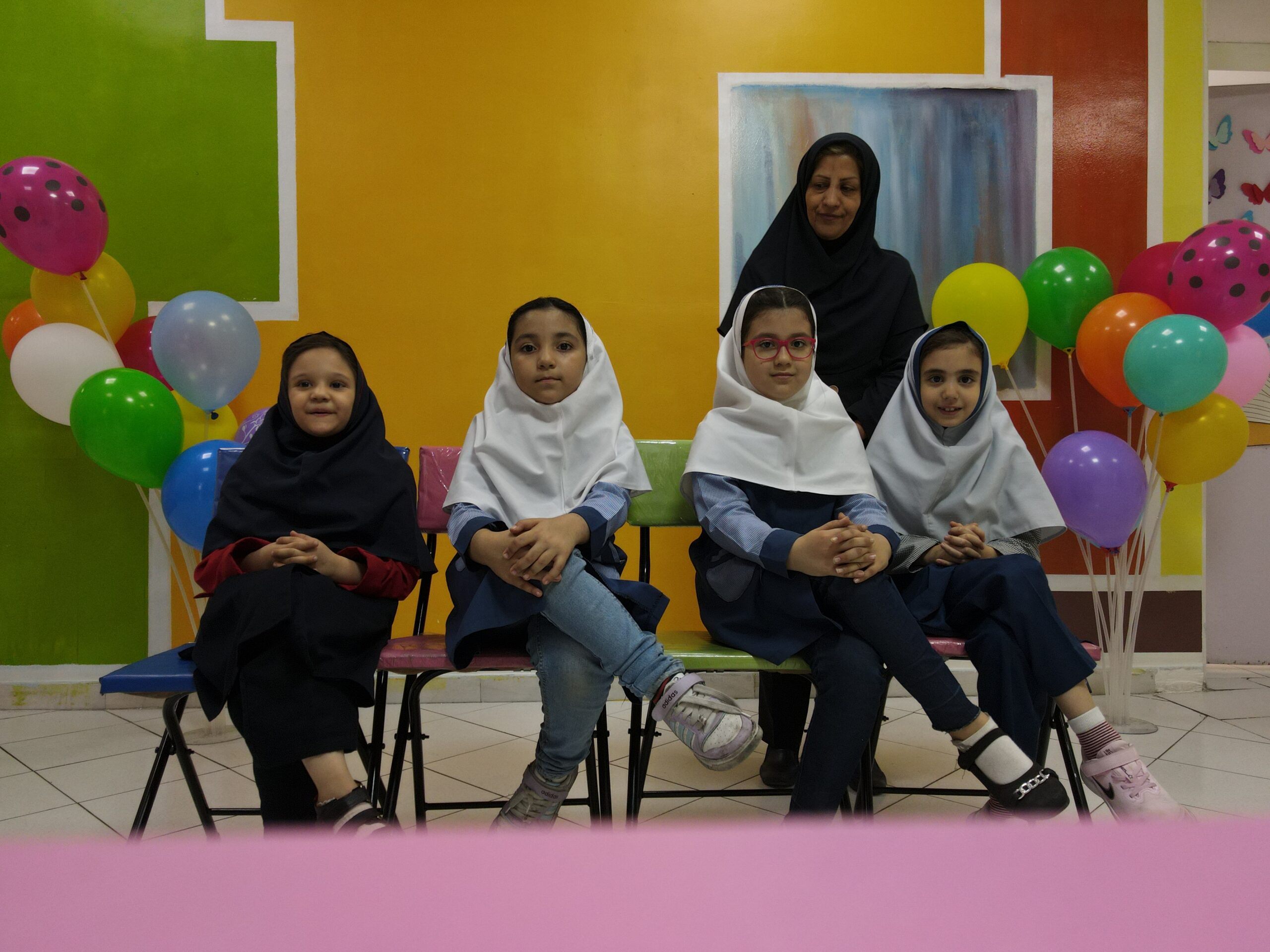 دختران ترنج بهترین مدرسه تهرانپارس
